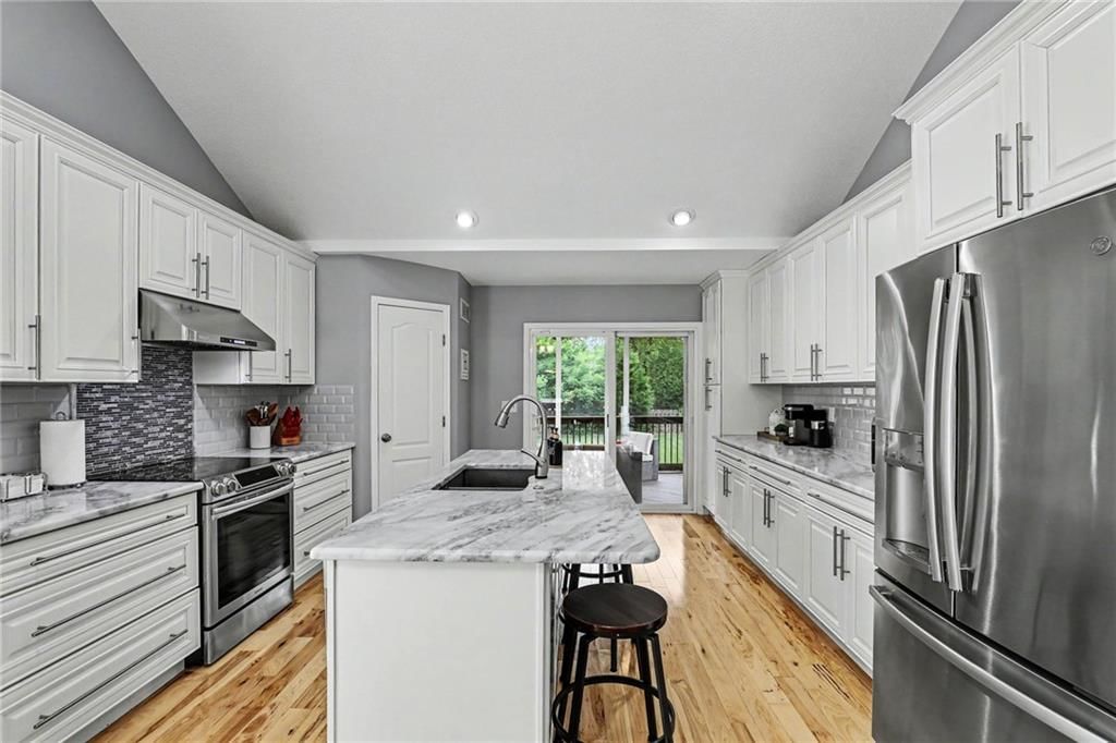 10952 S Emerald Street — photo 13