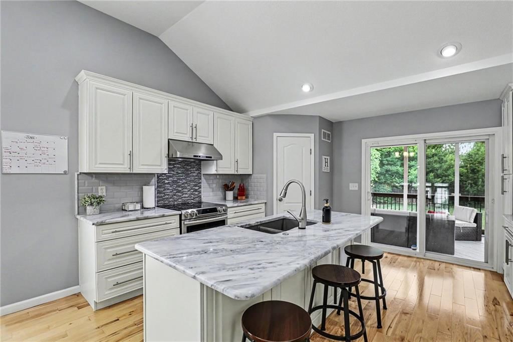 10952 S Emerald Street — photo 14