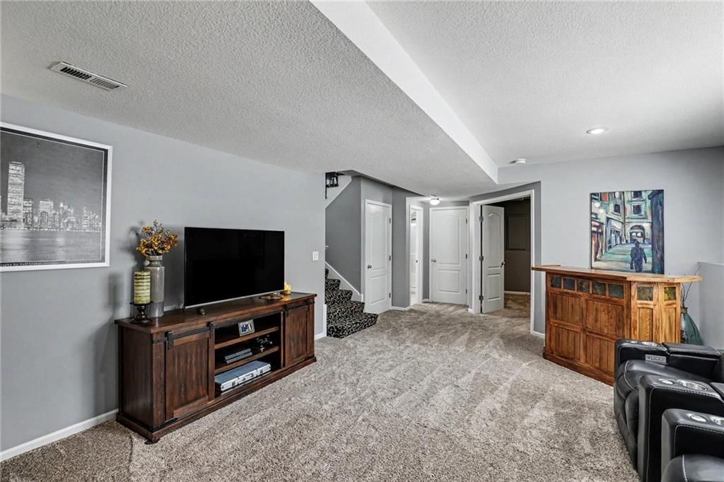 10952 S Emerald Street — photo 28