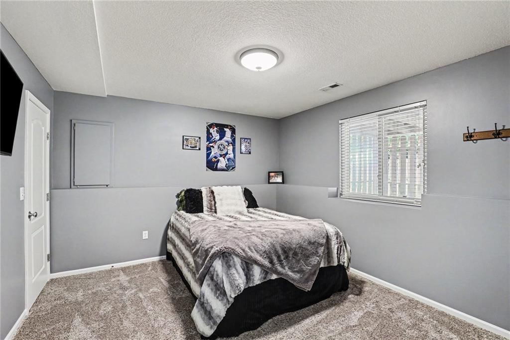 10952 S Emerald Street — photo 29