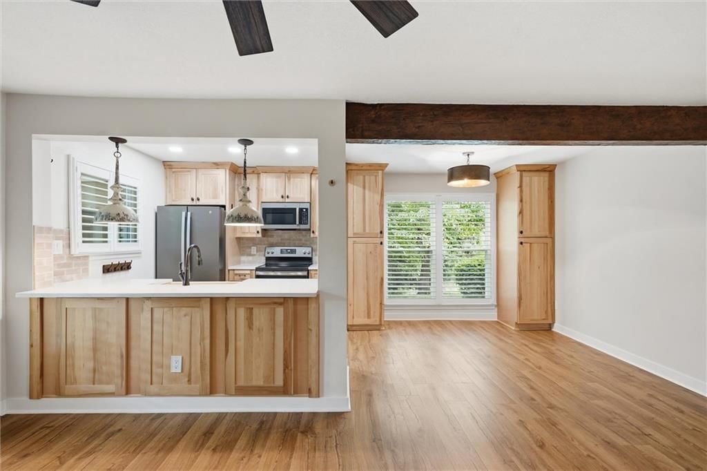8346 NW Barrybrooke Drive — photo 8