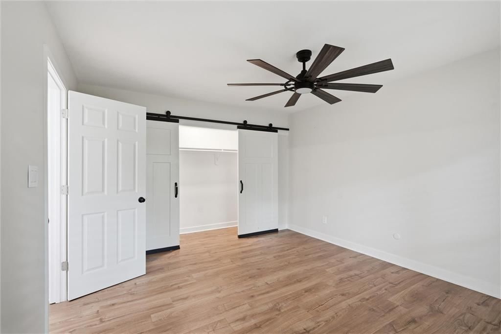 8346 NW Barrybrooke Drive — photo 17