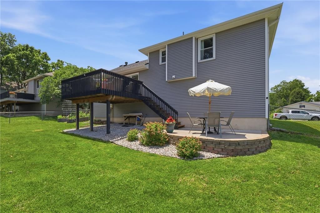 1707 Sunset Drive — photo 35