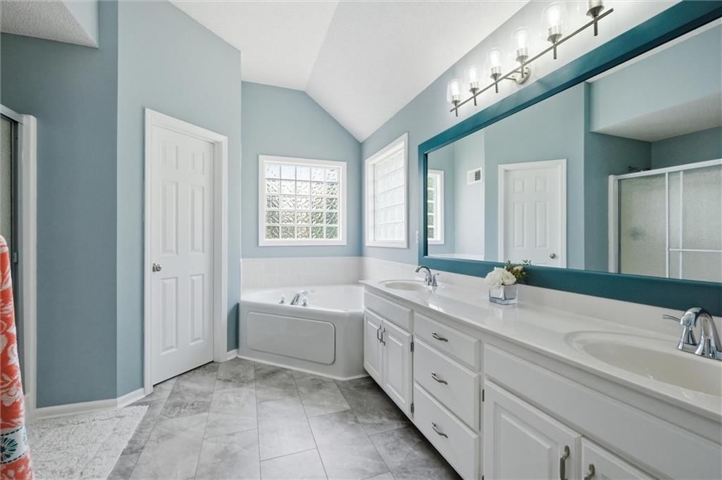 2401 SW Tracker Lane — photo 23
