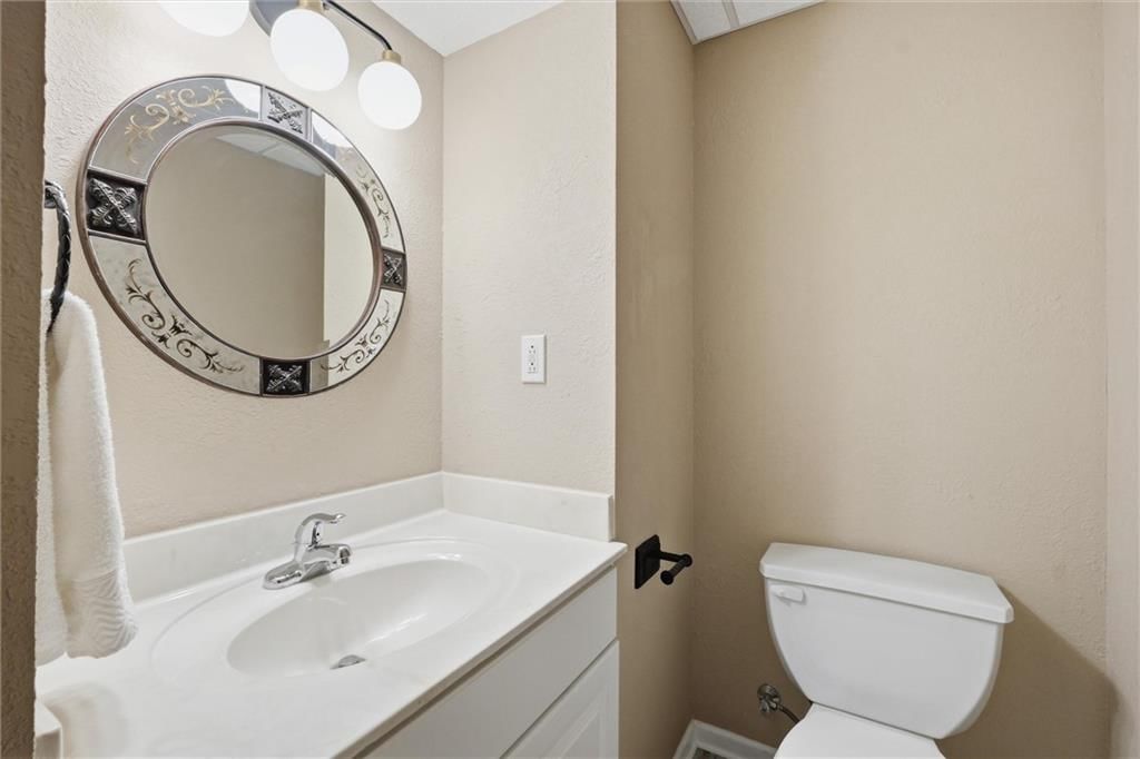 2401 SW Tracker Lane — photo 32