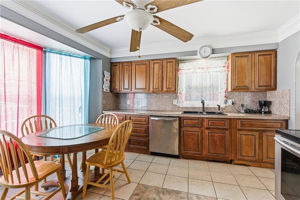 13013 Corrington Avenue — photo 15