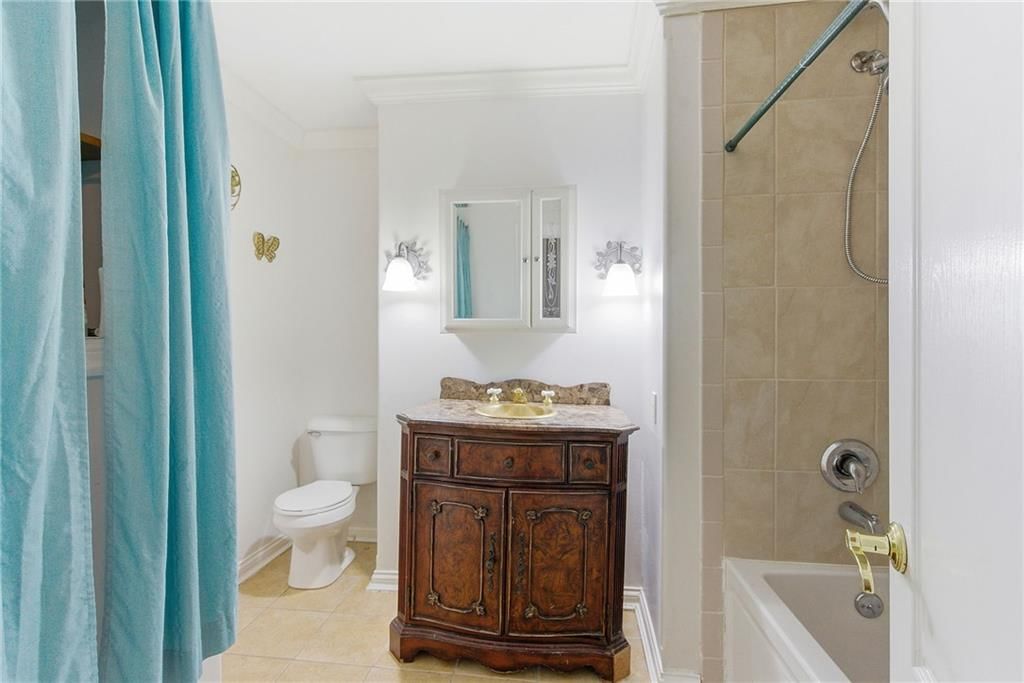 13013 Corrington Avenue — photo 18