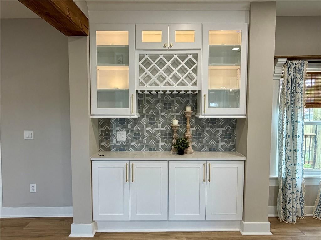 200 E Main Street — photo 8