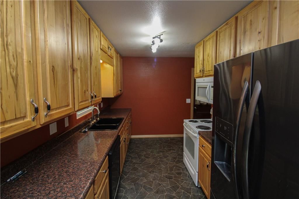 904 S 5th Street — photo 5