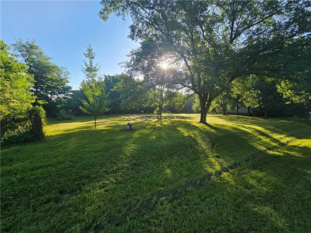 611 W Samuel Street — photo 3