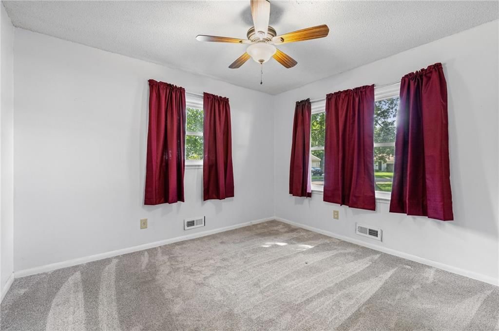 8422 W 68th Terrace — photo 15