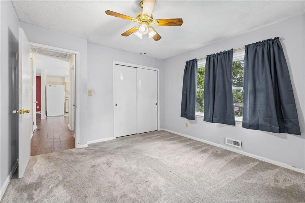 8422 W 68th Terrace — photo 16