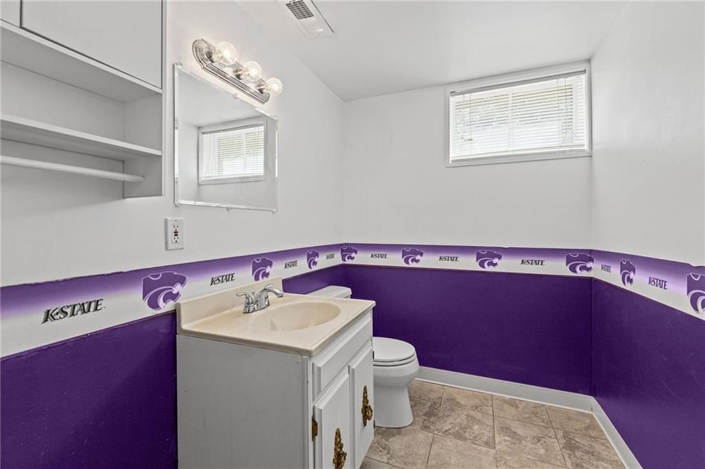 8422 W 68th Terrace — photo 20
