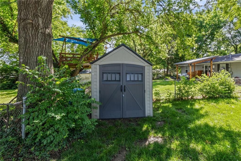 8422 W 68th Terrace — photo 24