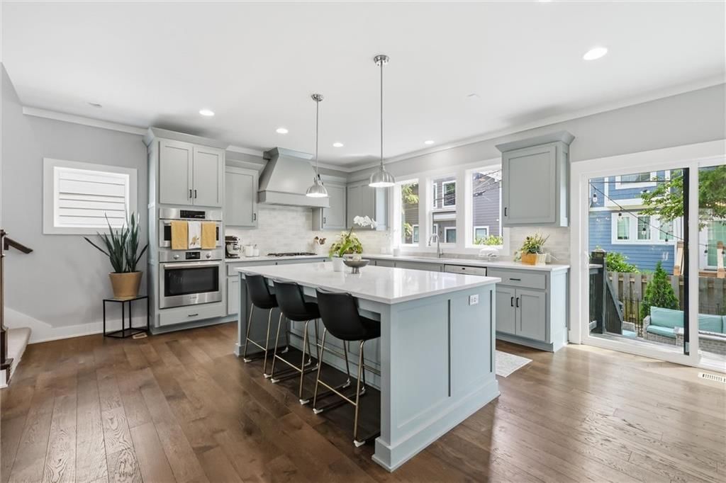 711 Corbin Terrace — photo 11
