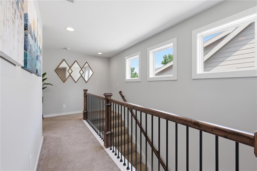 711 Corbin Terrace — photo 17
