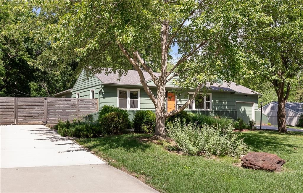 8721 Goodman Street — photo 3