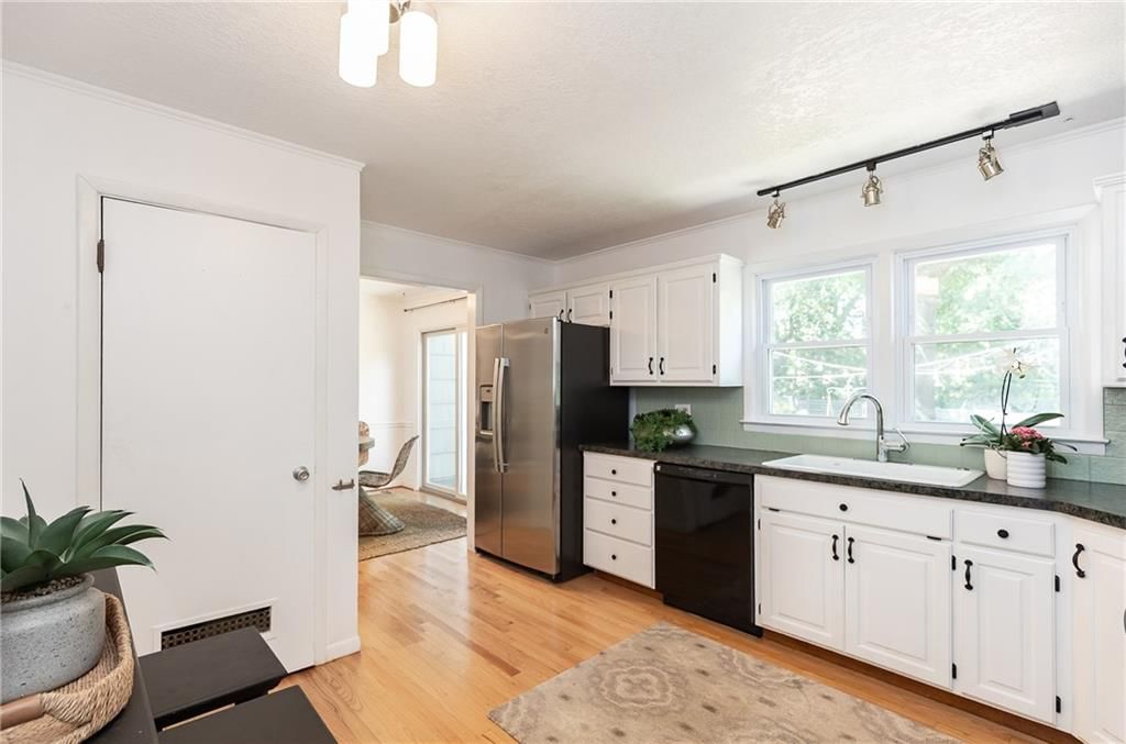 8721 Goodman Street — photo 7