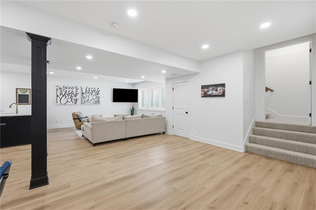 14798 S Parkhill Street — photo 53
