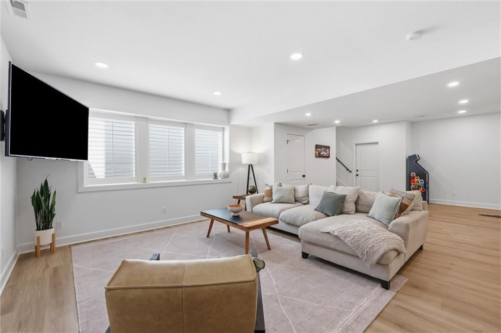14798 S Parkhill Street — photo 55