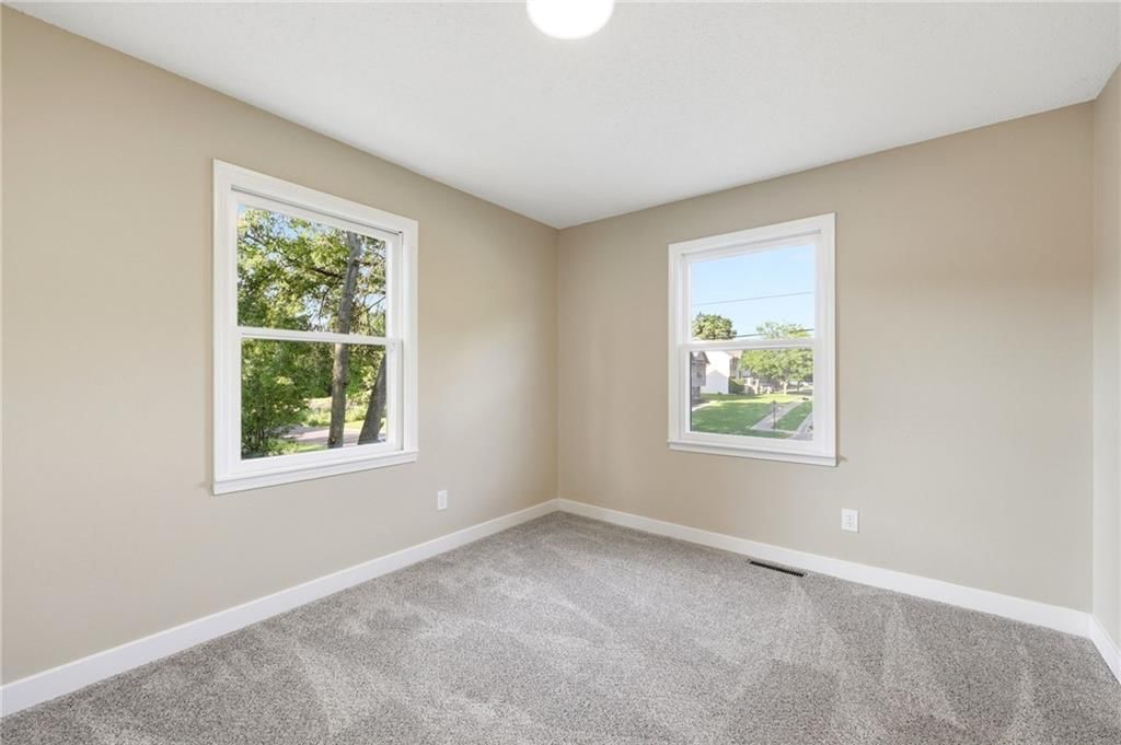 905 S Washington Avenue — photo 23