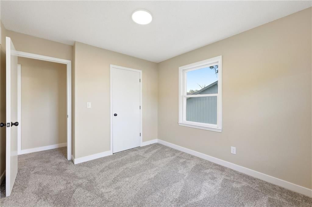 905 S Washington Avenue — photo 24