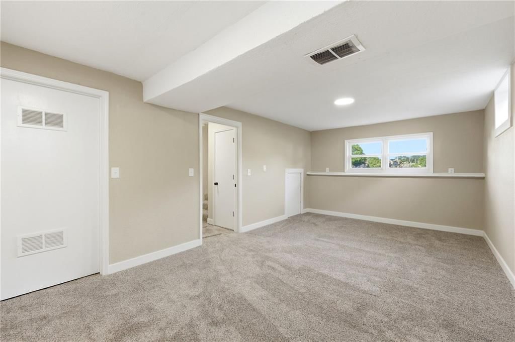 905 S Washington Avenue — photo 27