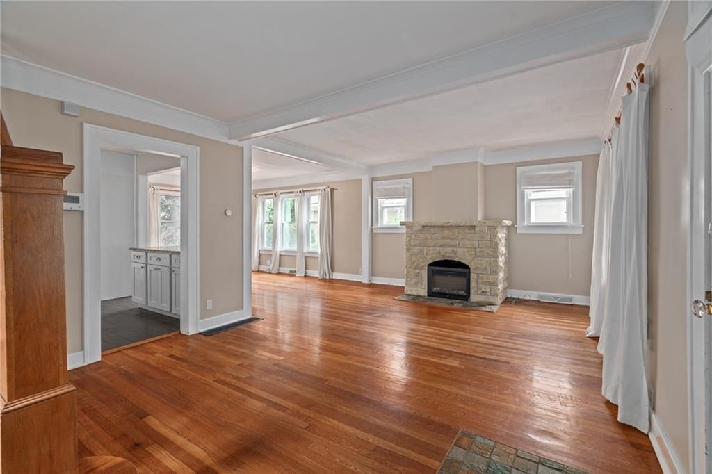 5915 Holmes Street — photo 8