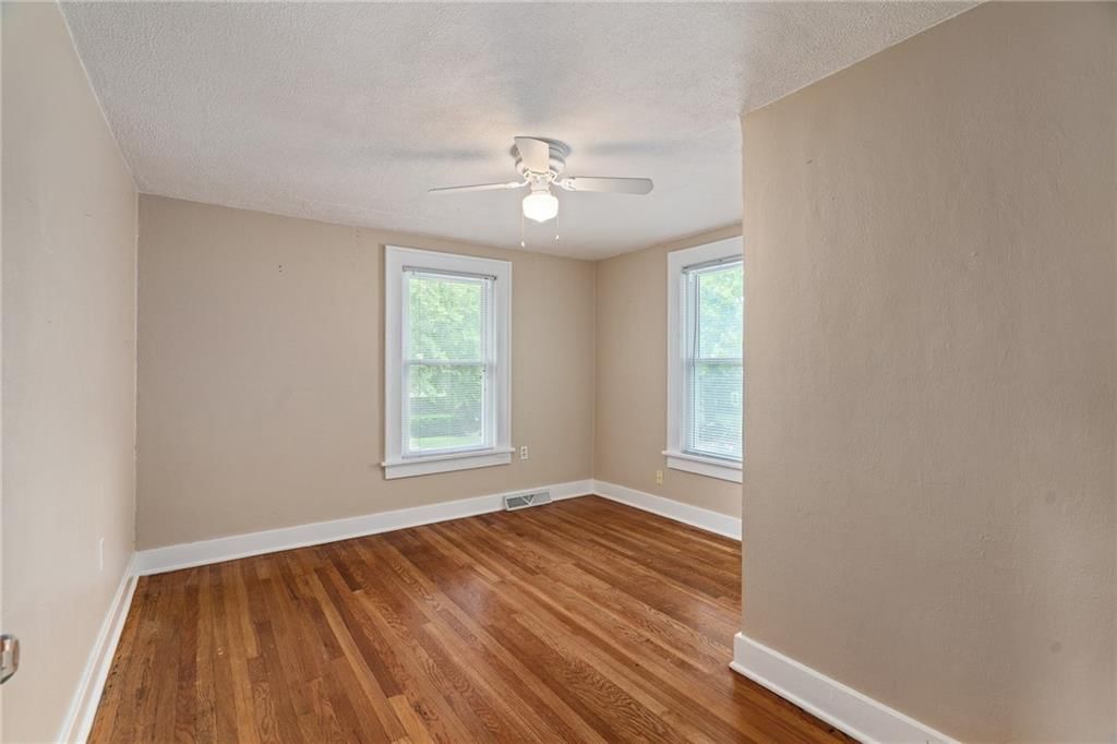 5915 Holmes Street — photo 21