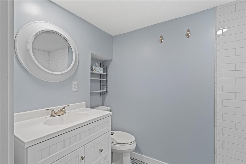 5915 Holmes Street — photo 28