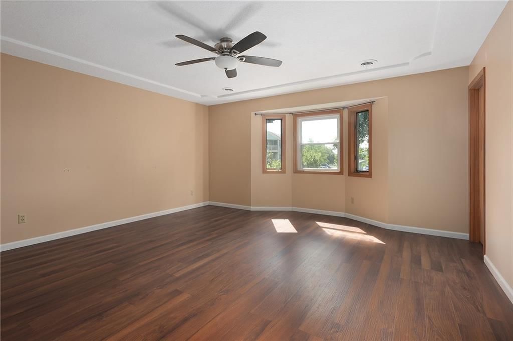 6601 N Revere Drive — photo 34