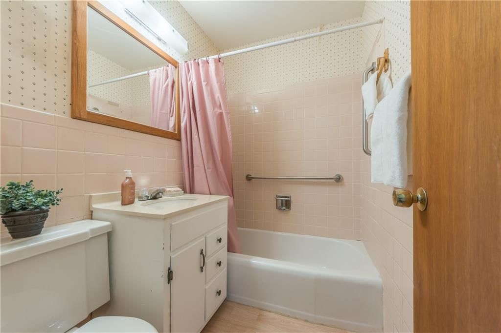 1707 NE 75th Street — photo 16