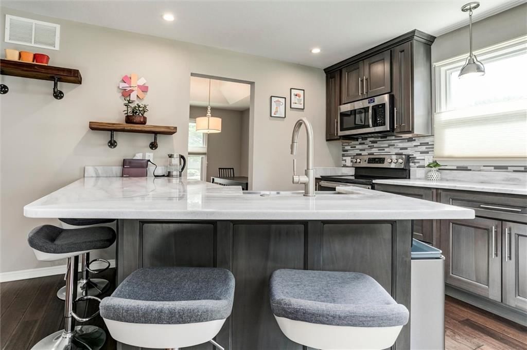 10101 NW MIRROR LAKE Court — photo 9