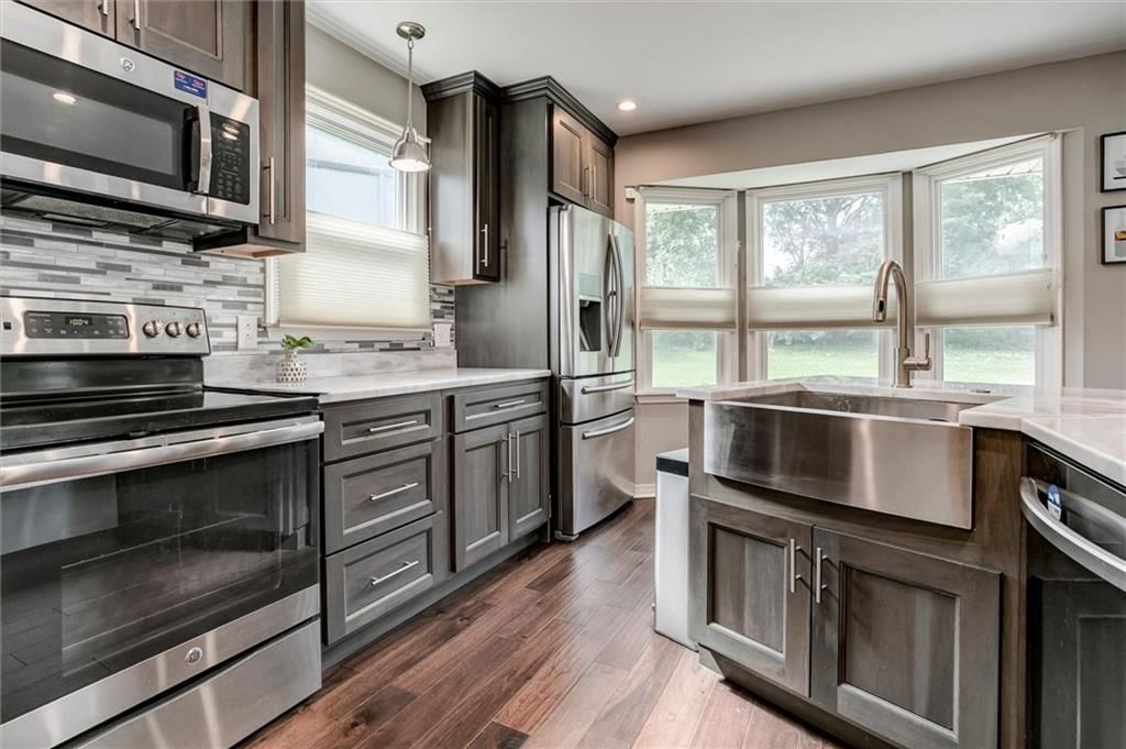 10101 NW MIRROR LAKE Court — photo 11