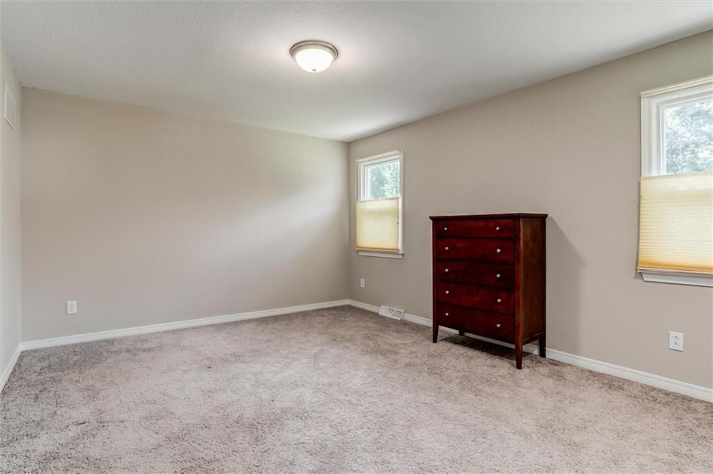 10101 NW MIRROR LAKE Court — photo 14