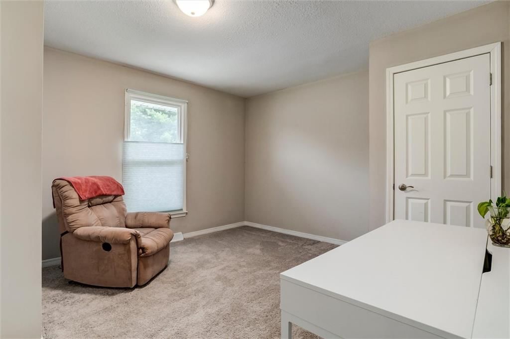 10101 NW MIRROR LAKE Court — photo 18