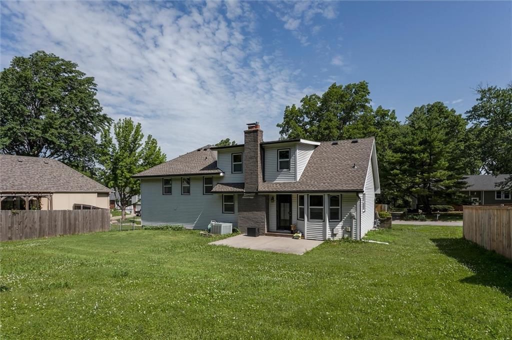 10101 NW MIRROR LAKE Court — photo 27