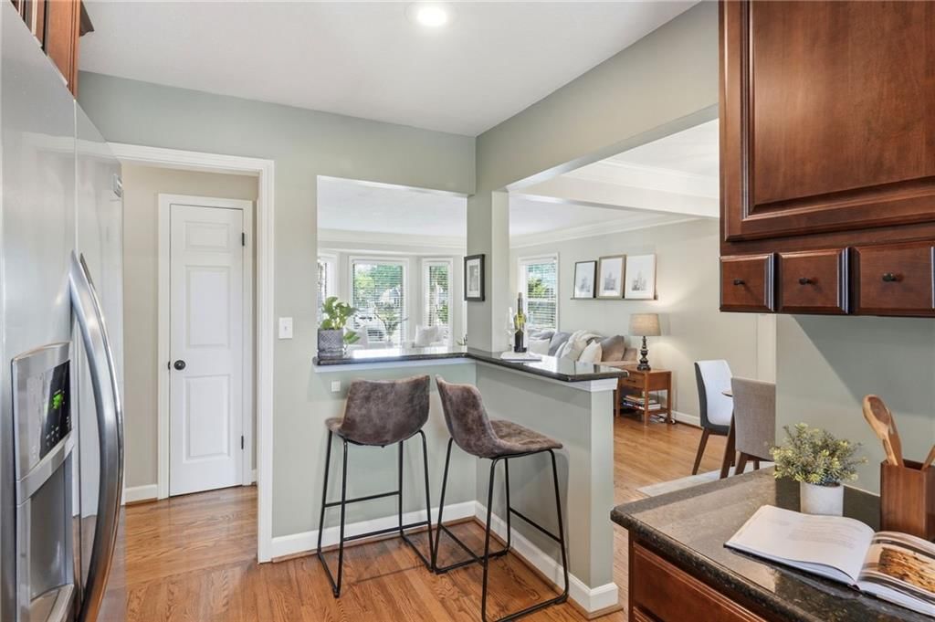 3020 W 47th Terrace — photo 9