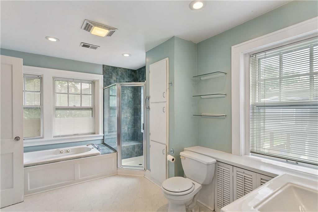 5728 Rockhill Road — photo 36