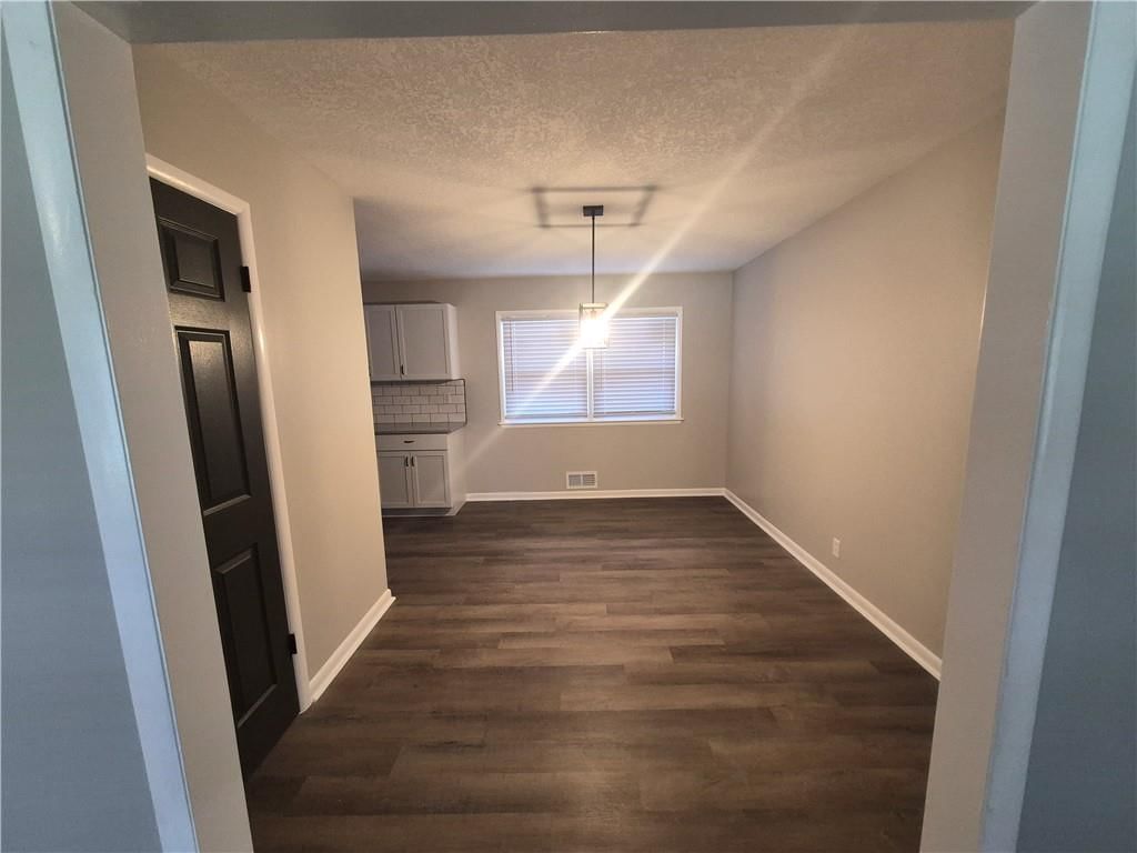 7310 High Grove Road — photo 14