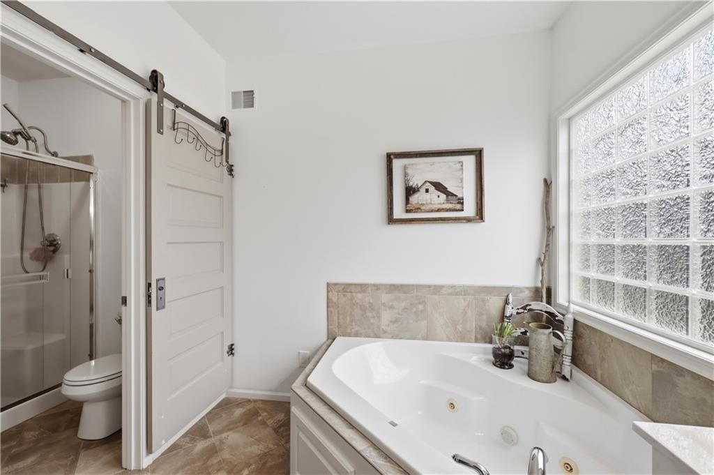 9908 N Lewis Avenue — photo 15
