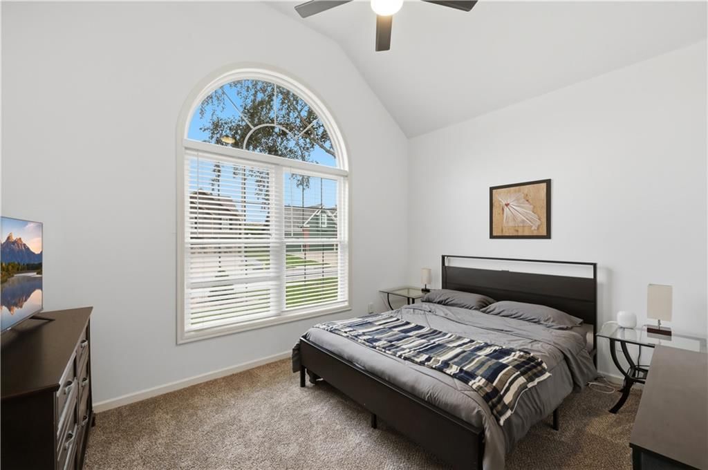 9908 N Lewis Avenue — photo 17