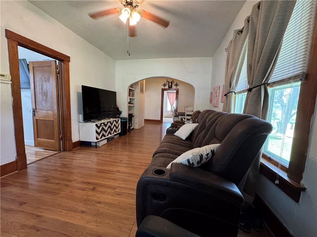 615 N Kansas Avenue — photo 10