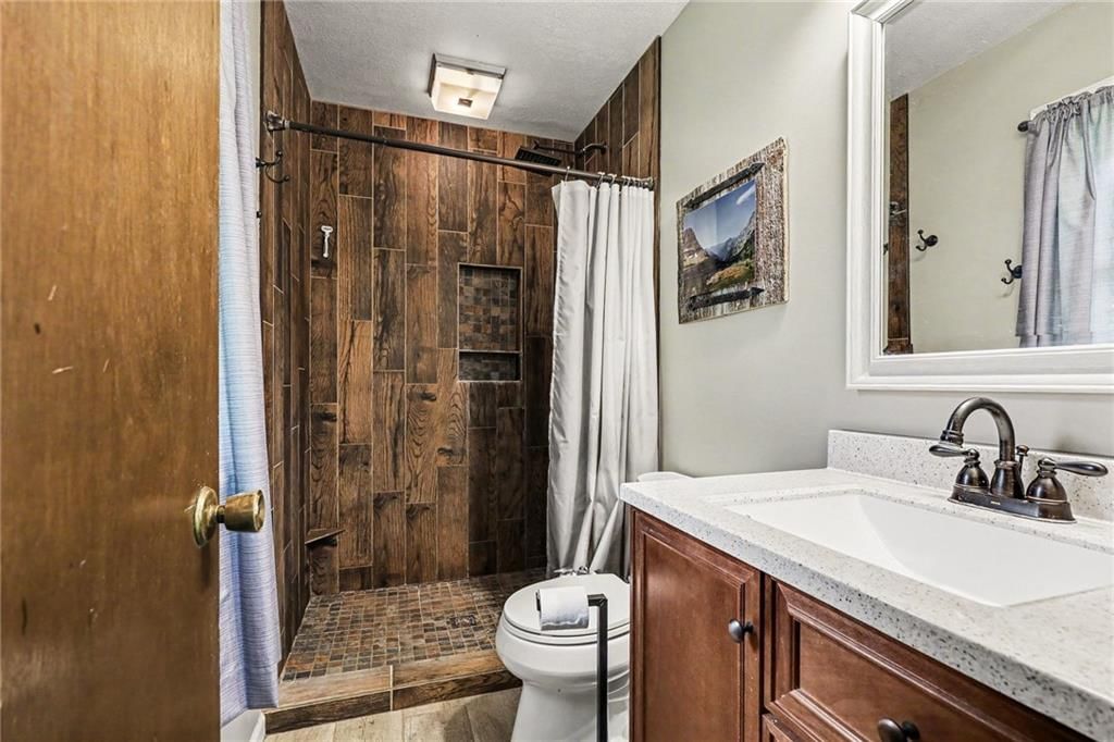 15818 Salem Road — photo 15