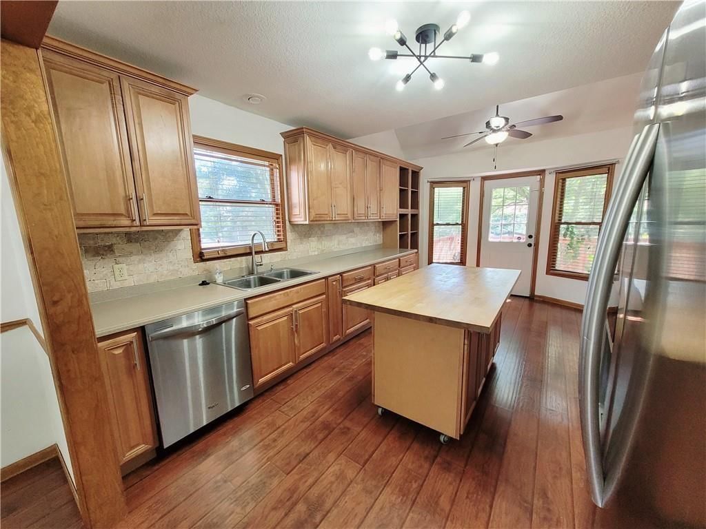 4521 Park Ten Court — photo 5