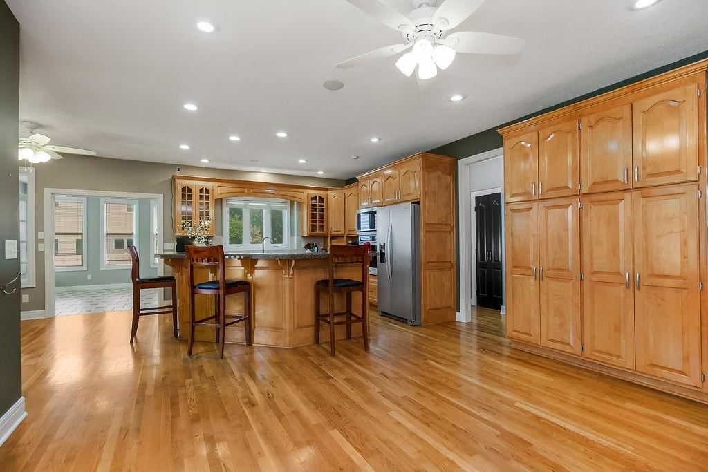 4501 NW Bittersweet Lane — photo 9