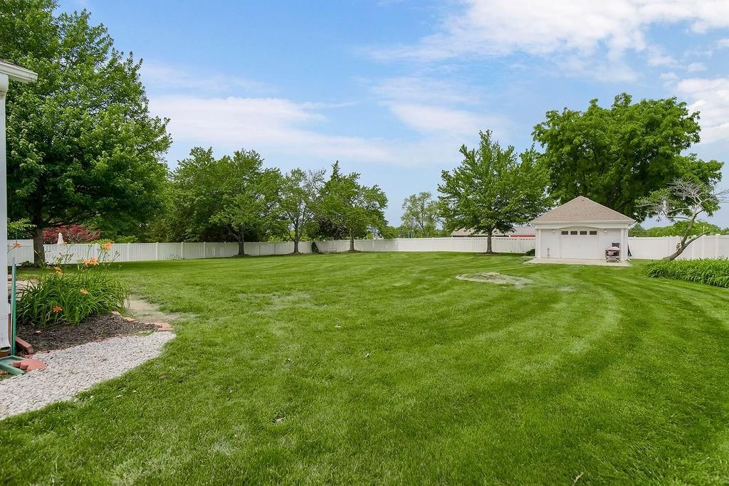 4501 NW Bittersweet Lane — photo 36