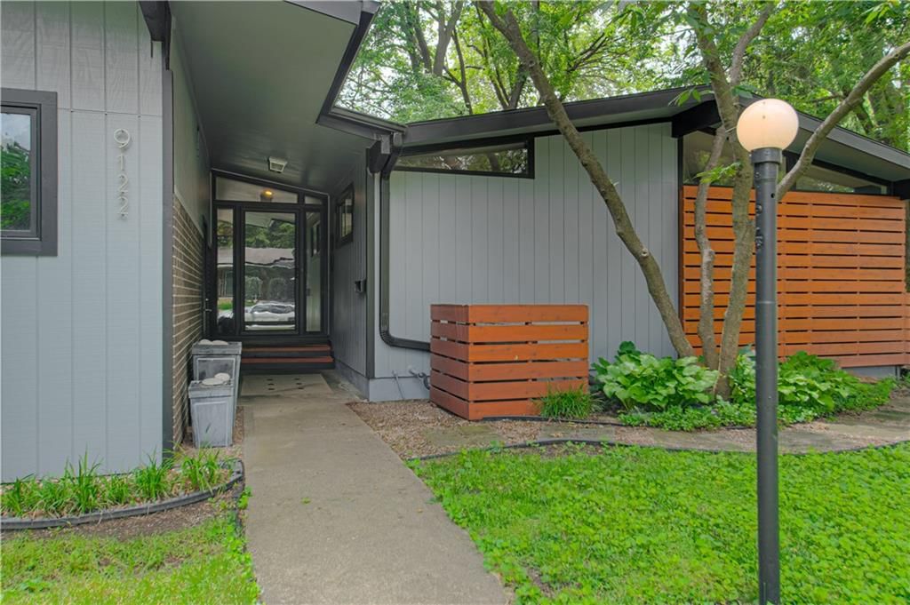 9122 Grant Lane — photo 3