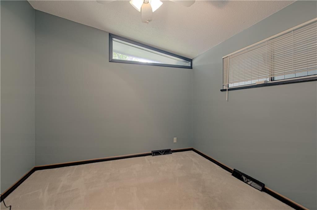 9122 Grant Lane — photo 17