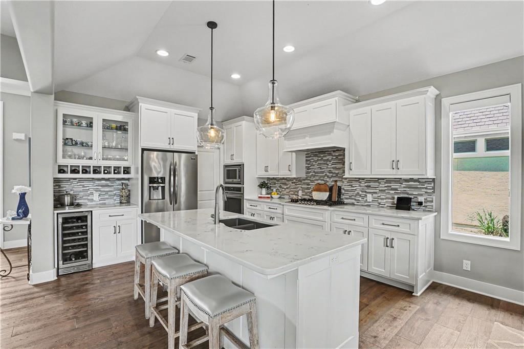 8303 Harbinger Street — photo 9